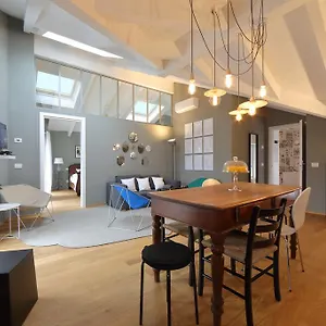 Casa Bellagio, / Apartment
