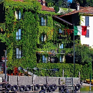 Pescallo Apartment